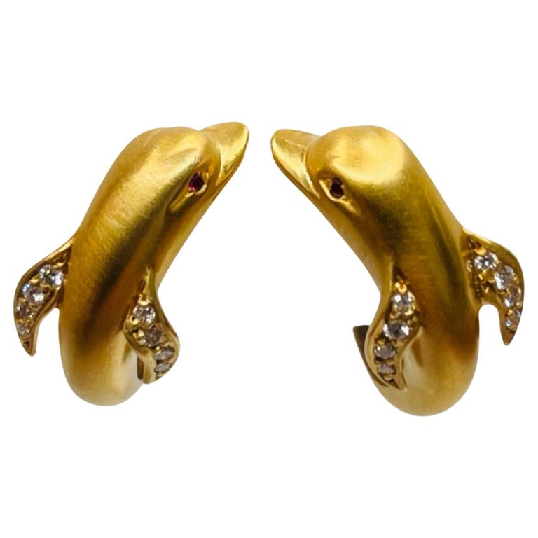 Carrera y Carrera 18K Yellow Gold Diamond and Ruby Dolphin Earrings For  Sale at 1stDibs
