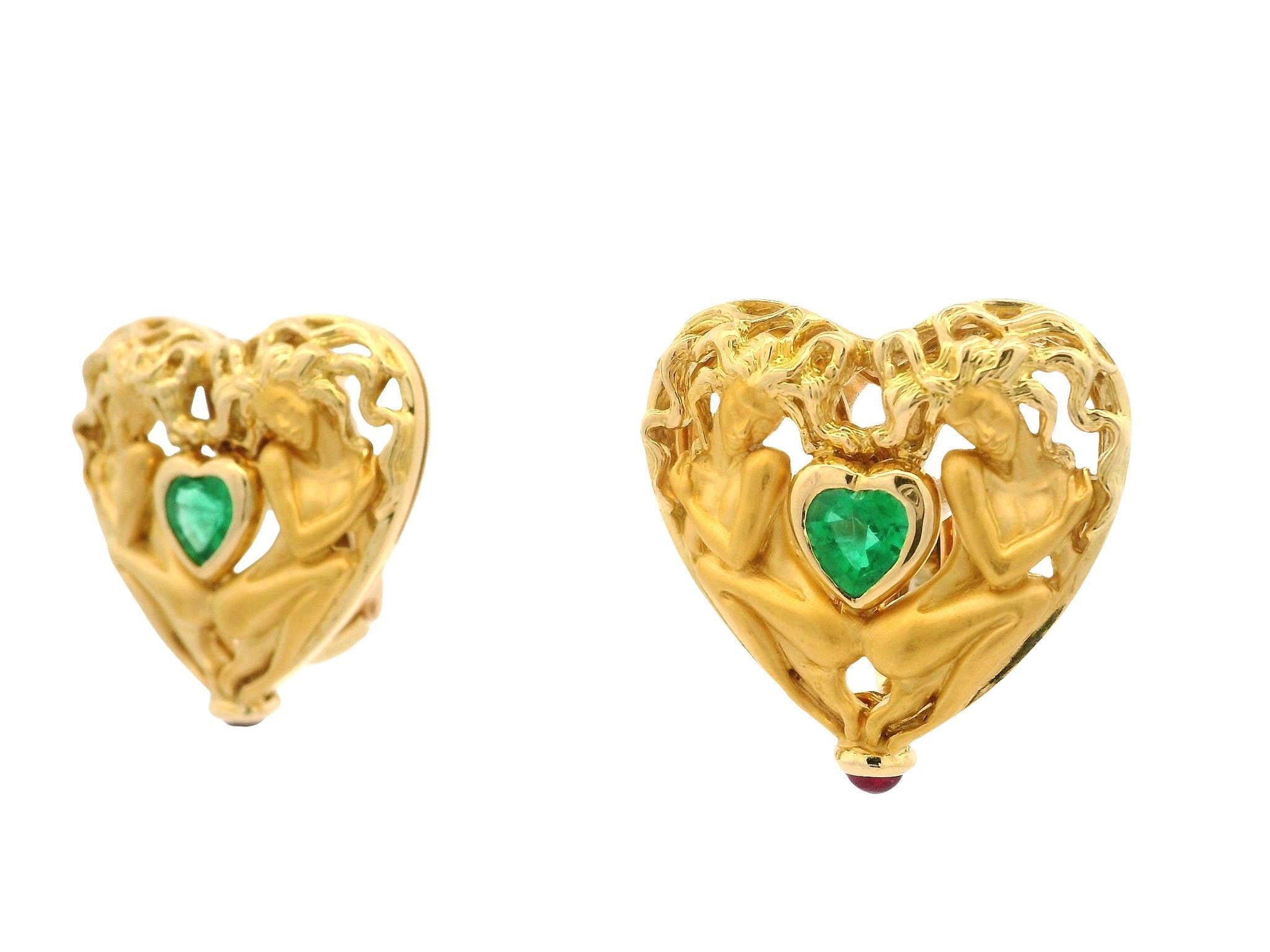 Carrera Y Carrera 18k Yellow Gold Emerald & Ruby Dual Finish Heart Earrings in vendita 9