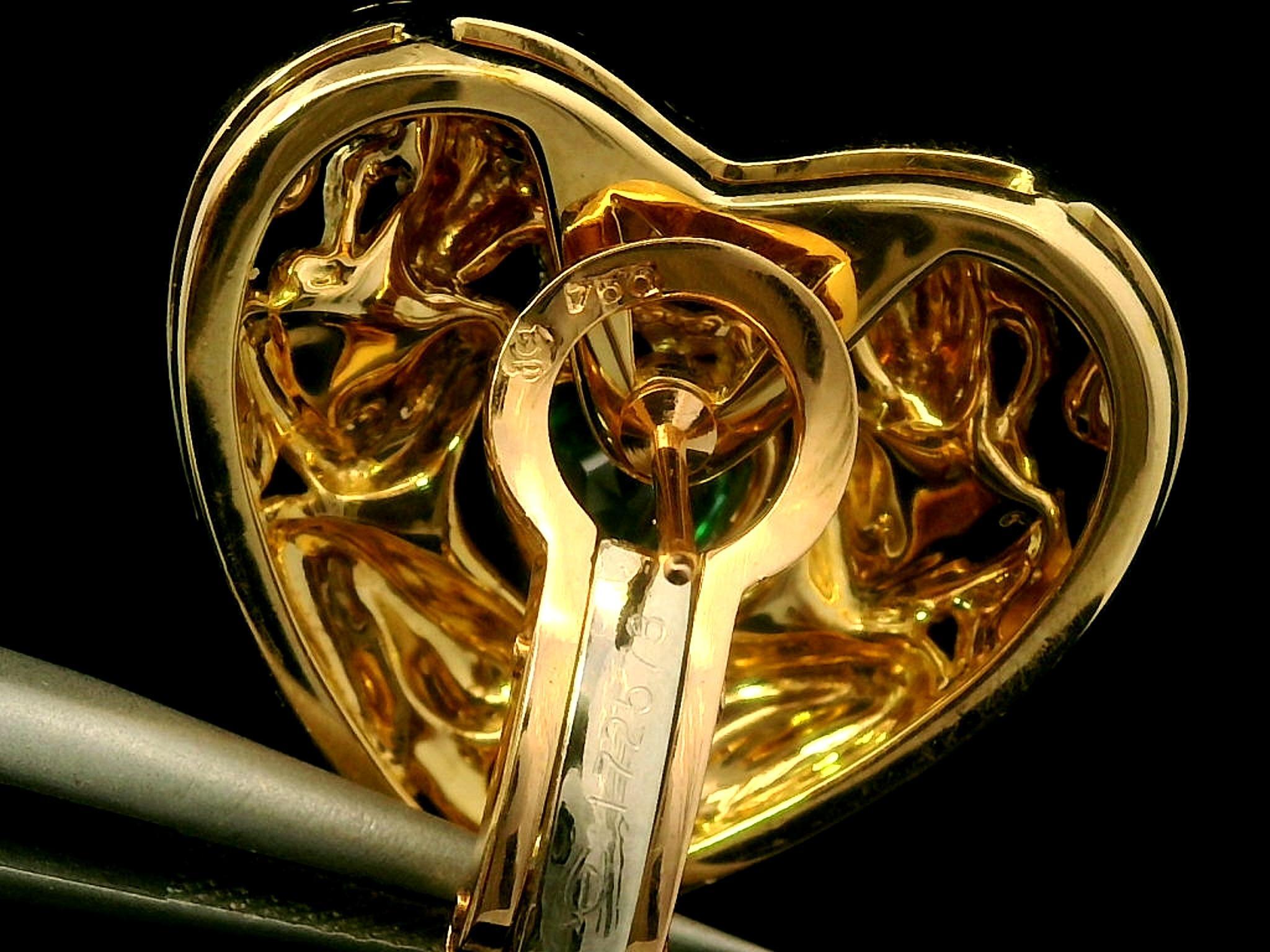 Carrera Y Carrera 18k Yellow Gold Emerald & Ruby Dual Finish Heart Earrings In condizioni ottime in vendita a Montclair, NJ