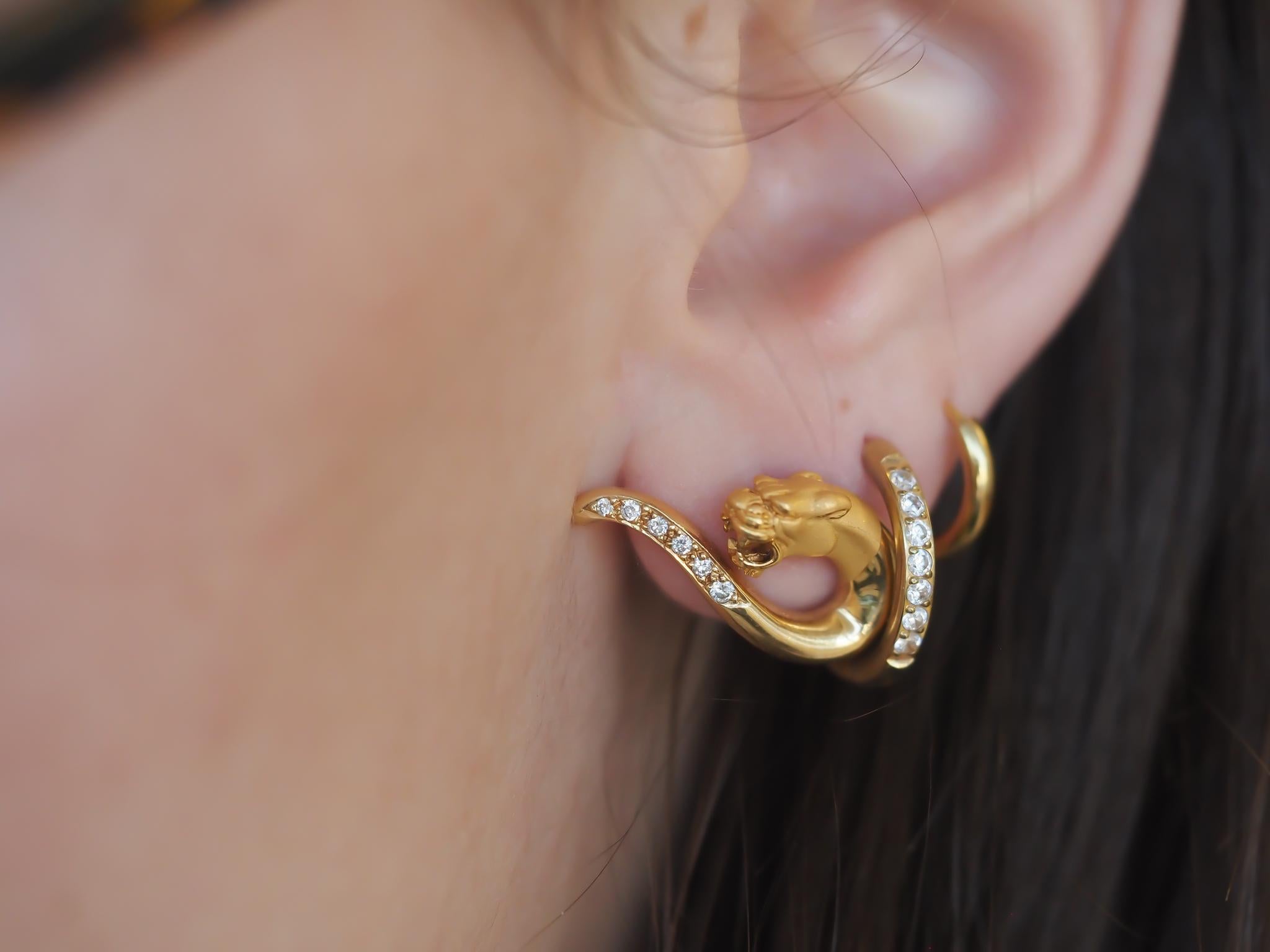 Boucles d'oreilles diamant panthère en or jaune 18K de Carrera y Carrera - VHK#933a en vente 1