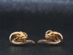 Carrera Y Carrera 18K Yellow Gold Panther Diamond Earrings - VHK#933a