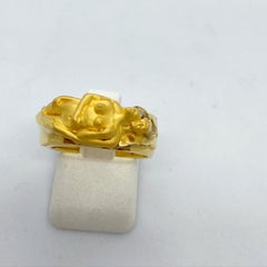 Carrera Y Carrera 18 Karat Gold Band with Nude Lovers