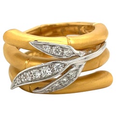 Carrera Y Carrera 18KT Yellow Gold 0.20CT. Diamond Bamboo Leaves Ring