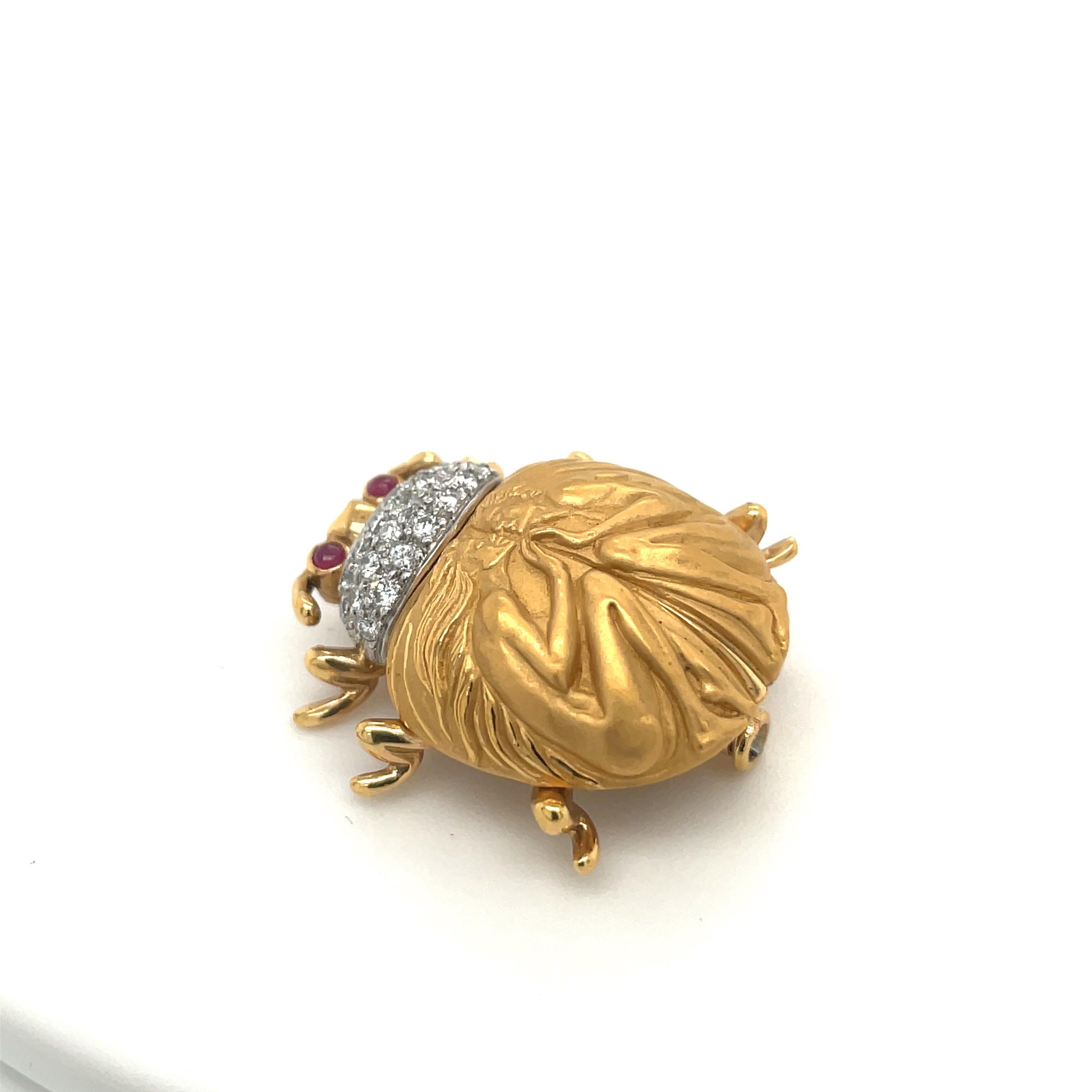 Round Cut Carrera Y Carrera 18KT Yellow Gold .38Ct Diamond Scarab Brooch with .06Ct Rubies For Sale