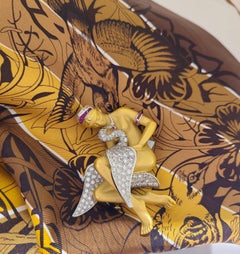 Carrera y Carrera 18 Karat Gold "Leda and the Swan" 7.87 Carat Diamond Brooch