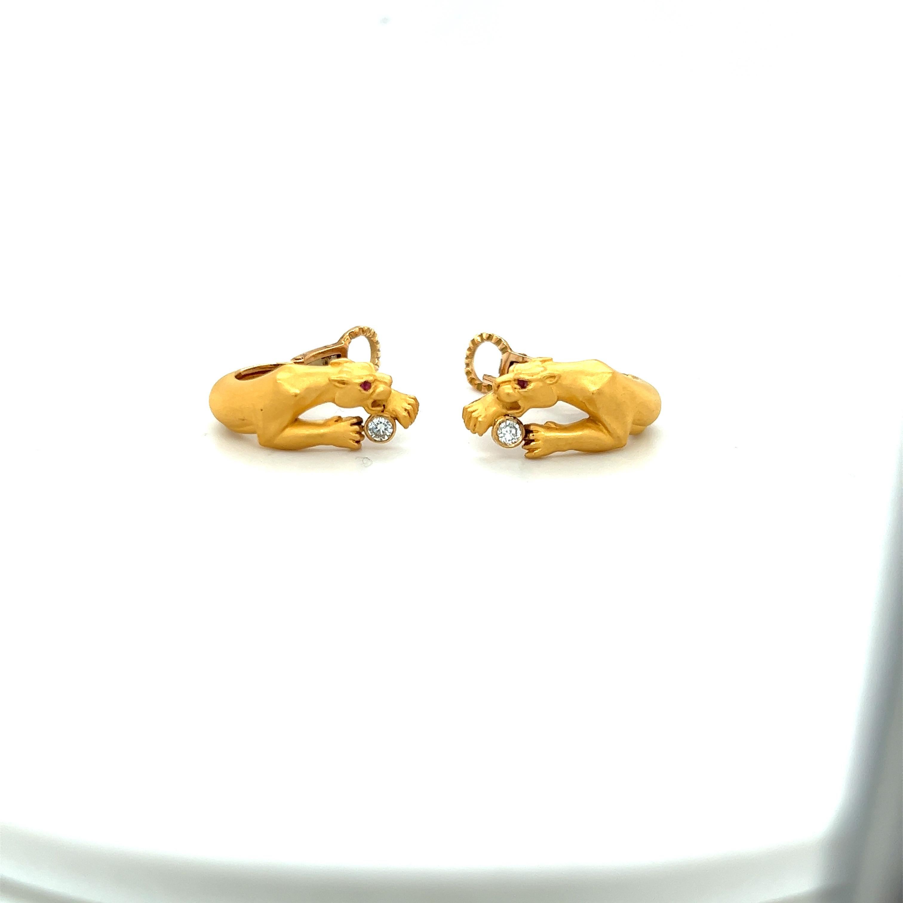 Contemporary Carrera Y Carrera 18KT Yellow Gold Panther Earrings with 0.18Cts. Diamonds
