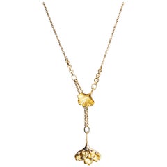 Carrera y Carrera 18 Karat Yellow Gold Diamond Ginkgo Leaf Lariat Necklace