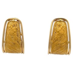 Vintage Carrara Y Carrara 1980s 18 Karat Yellow Gold Ecuestre Horse J Hoop Earrings