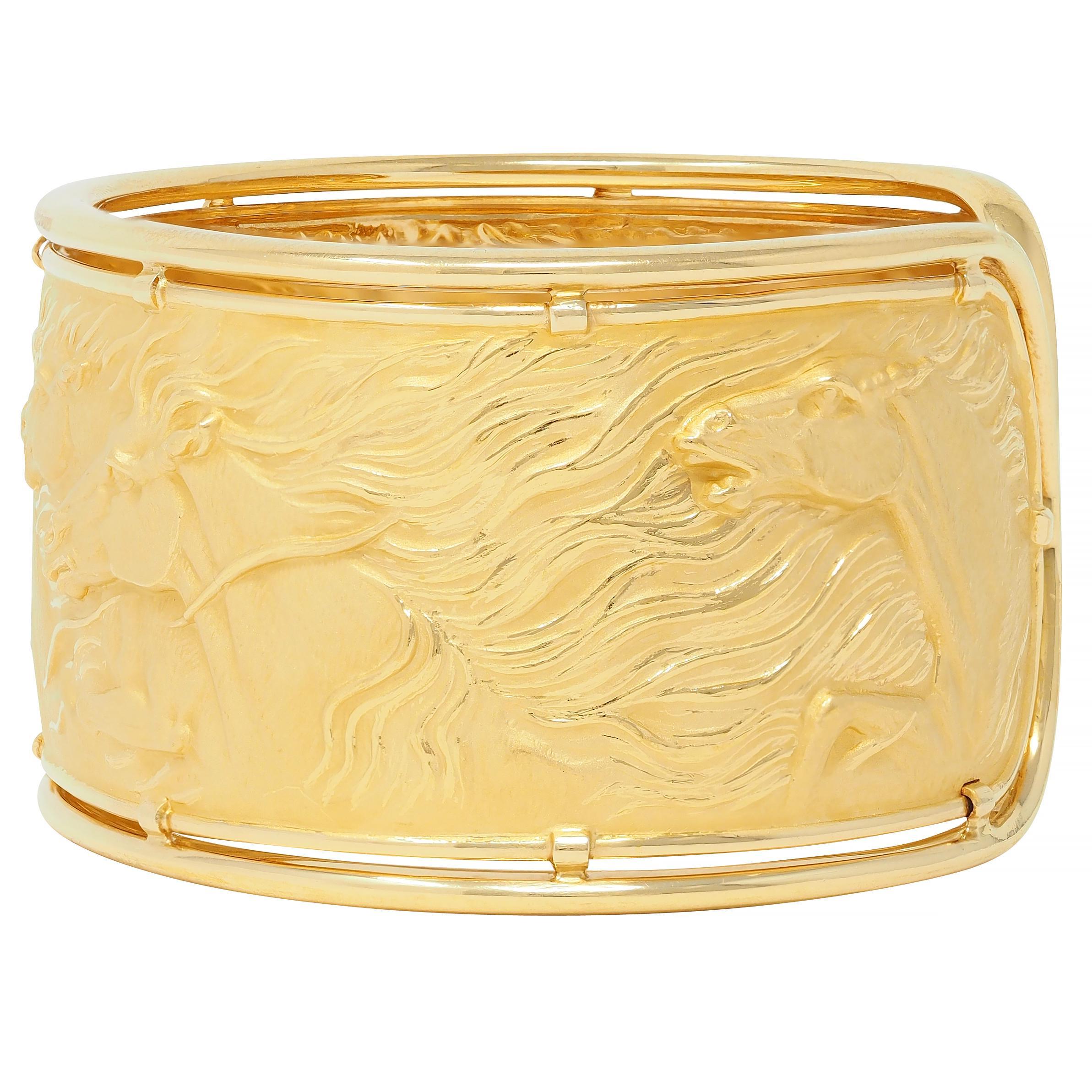 Carrera Y Carrera 1980's 18K Yellow Gold Ecuestre Horse Vintage Cuff Bracelet 1