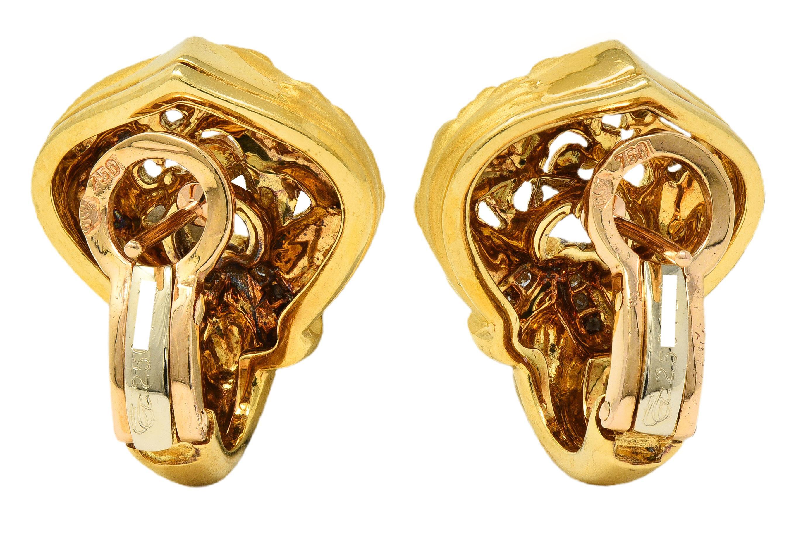 Carrera y Carrera 2000's Diamant 18 Karat Gelbgold Dreifach-Panther-Ohrringe im Zustand „Hervorragend“ im Angebot in Philadelphia, PA