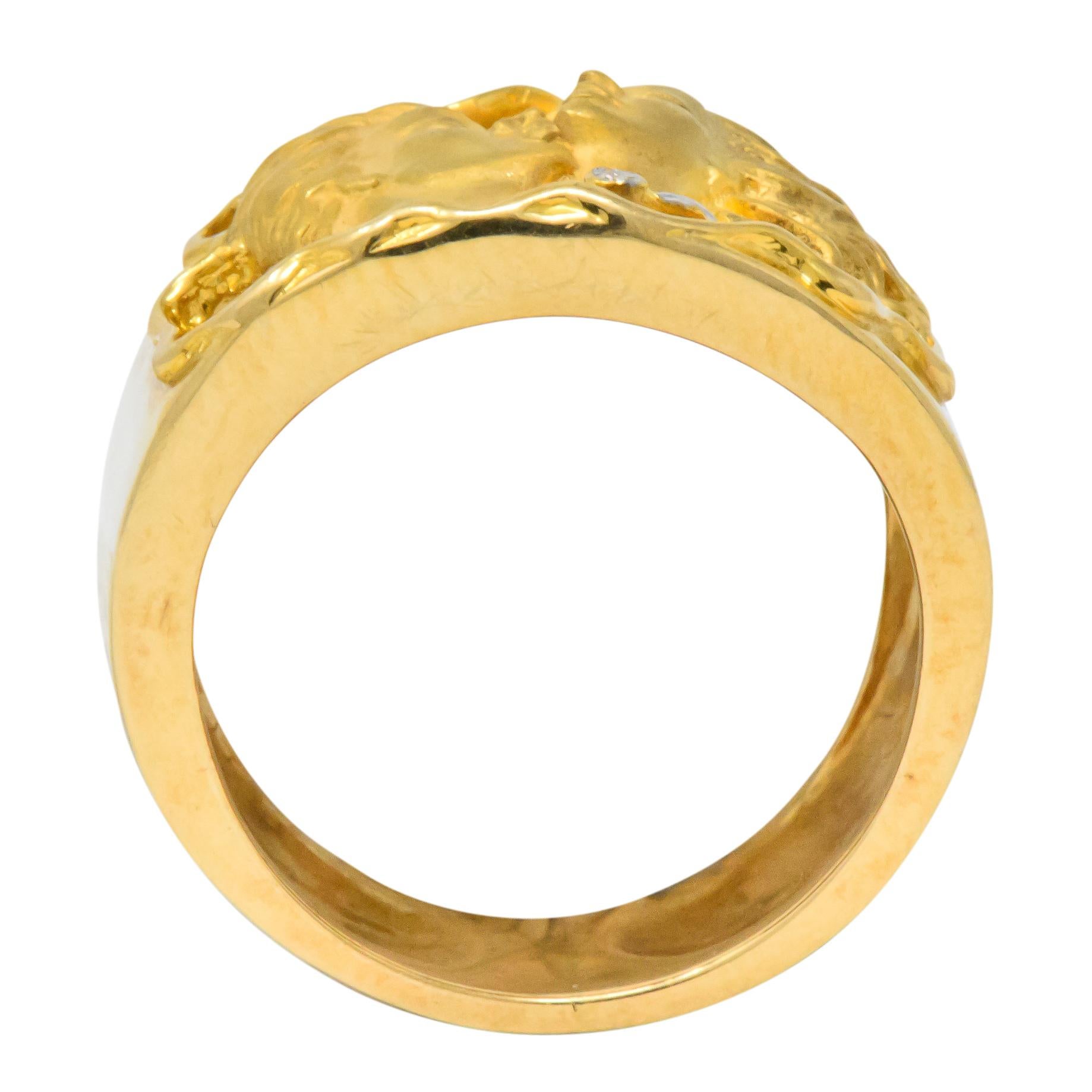 Round Cut Carrera y Carrera Adam & Eve Diamond 18 Karat Gold Band Ring