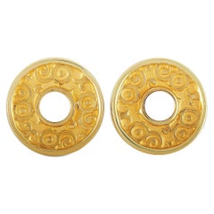 Carrera y Carrera Alegrias 18 Karat Yellow Gold and Mother of Pearl Earrings