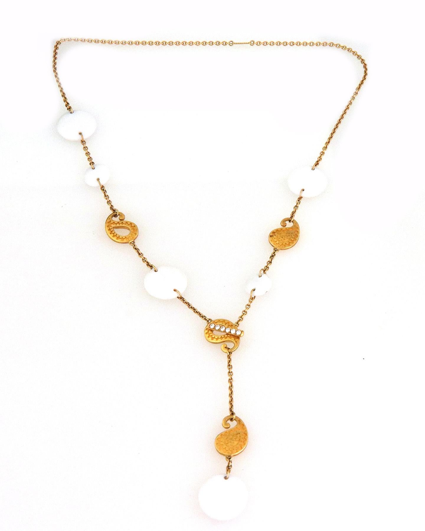 Brilliant Cut Carrera y Carrera Aqua Diamond White Agate 18k Yellow Gold Lariat Necklace For Sale
