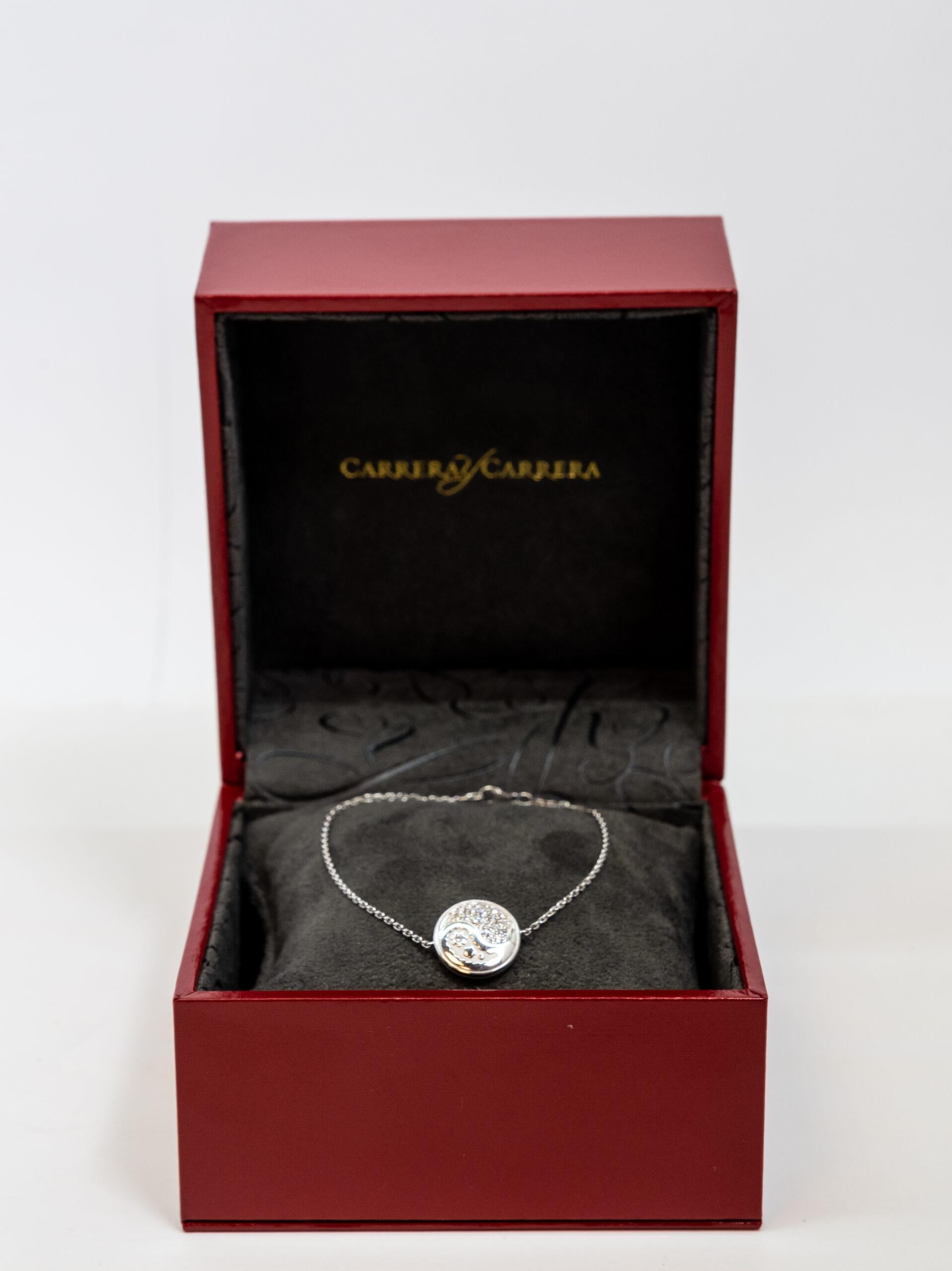 Carrera y Carrera Aqua Reversible 18K White Gold & Diamonds Bracelet, 10071988 In New Condition For Sale In North Miami Beach, FL
