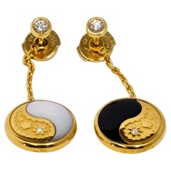 Carrera y Carrera Aqua Reversible 18K Yellow Gold and Diamonds Earring, 10071990