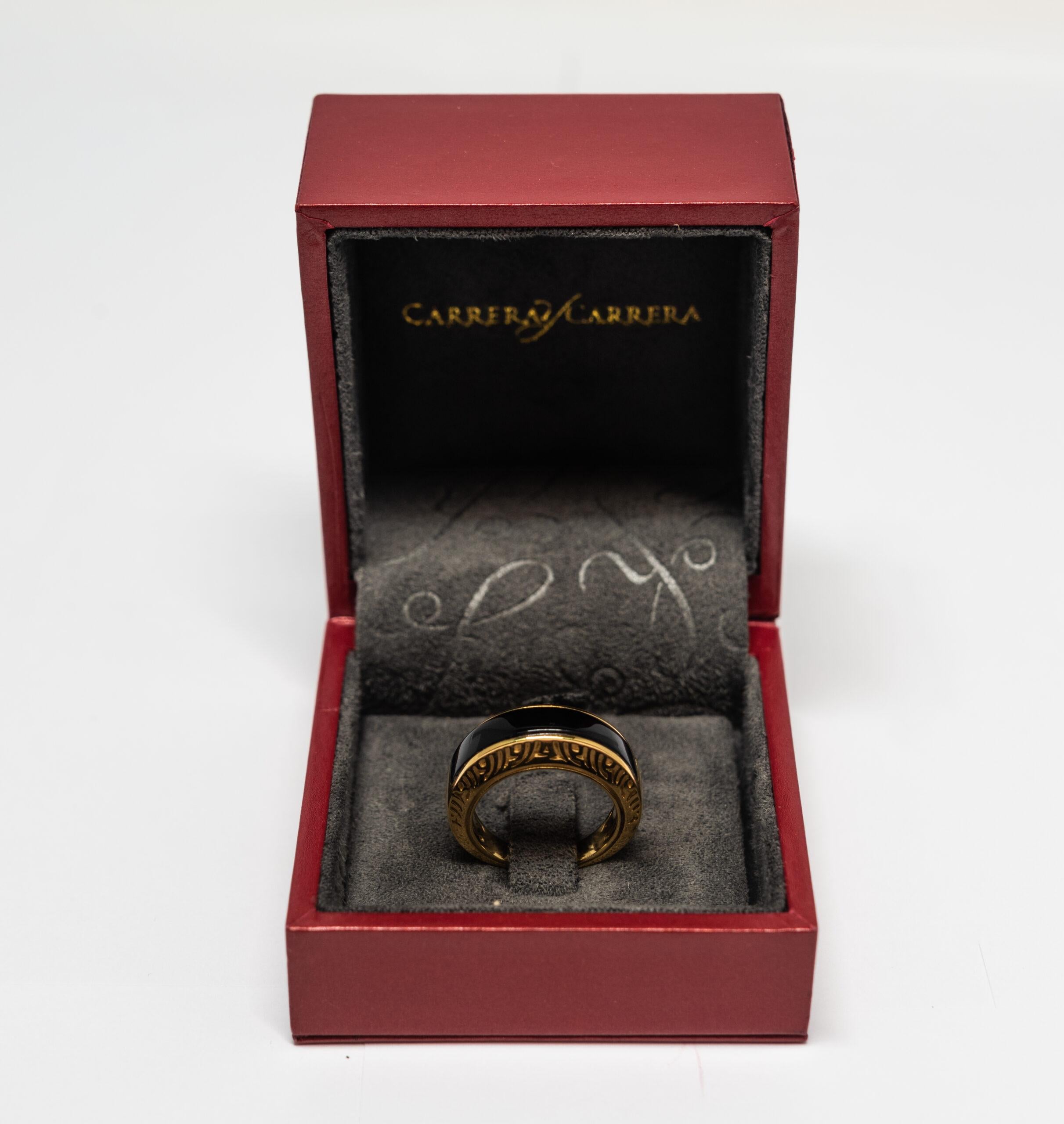 Women's Carrera y Carrera Arches of Granada 18K Yellow Gold & Black Onyx Ring, 10076534 For Sale