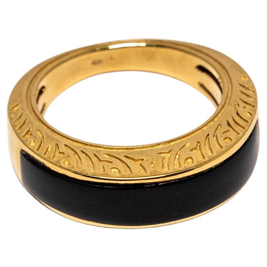 Carrera y Carrera Arches of Granada 18K Yellow Gold & Black Onyx Ring, 10076534 For Sale