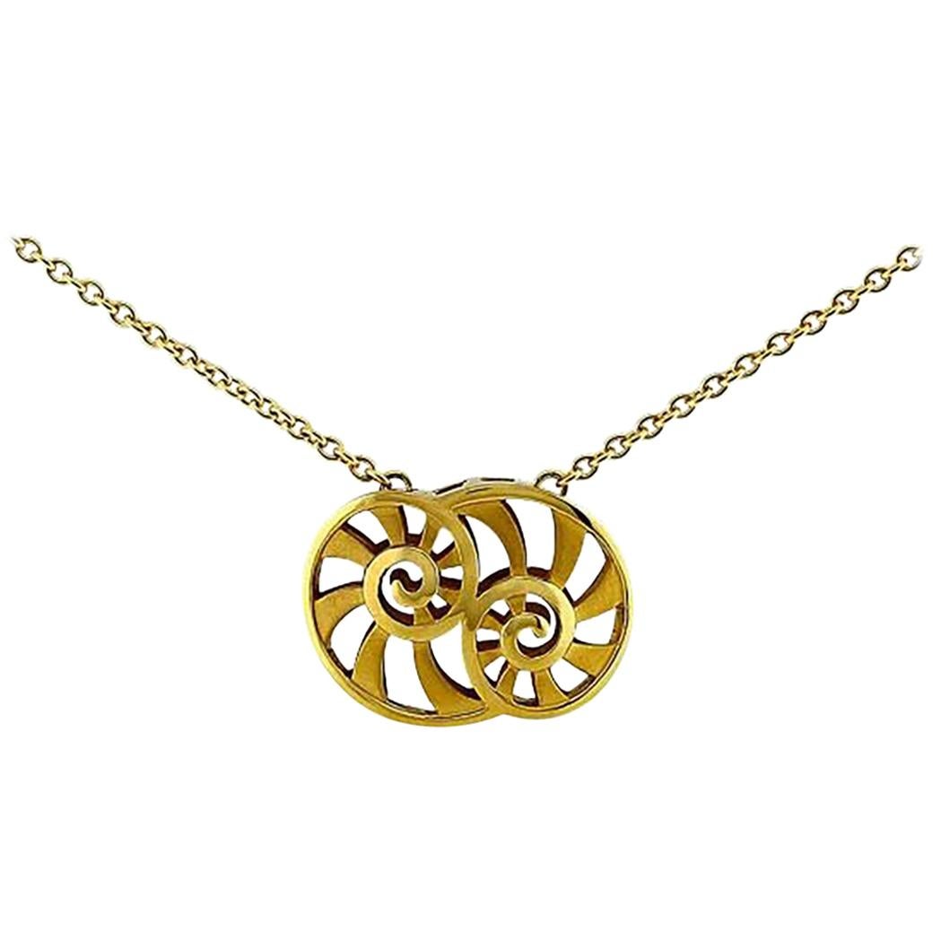 Carrera Y Carrera Brush 18 Karat Yellow Gold Nautilus Pendant For Sale