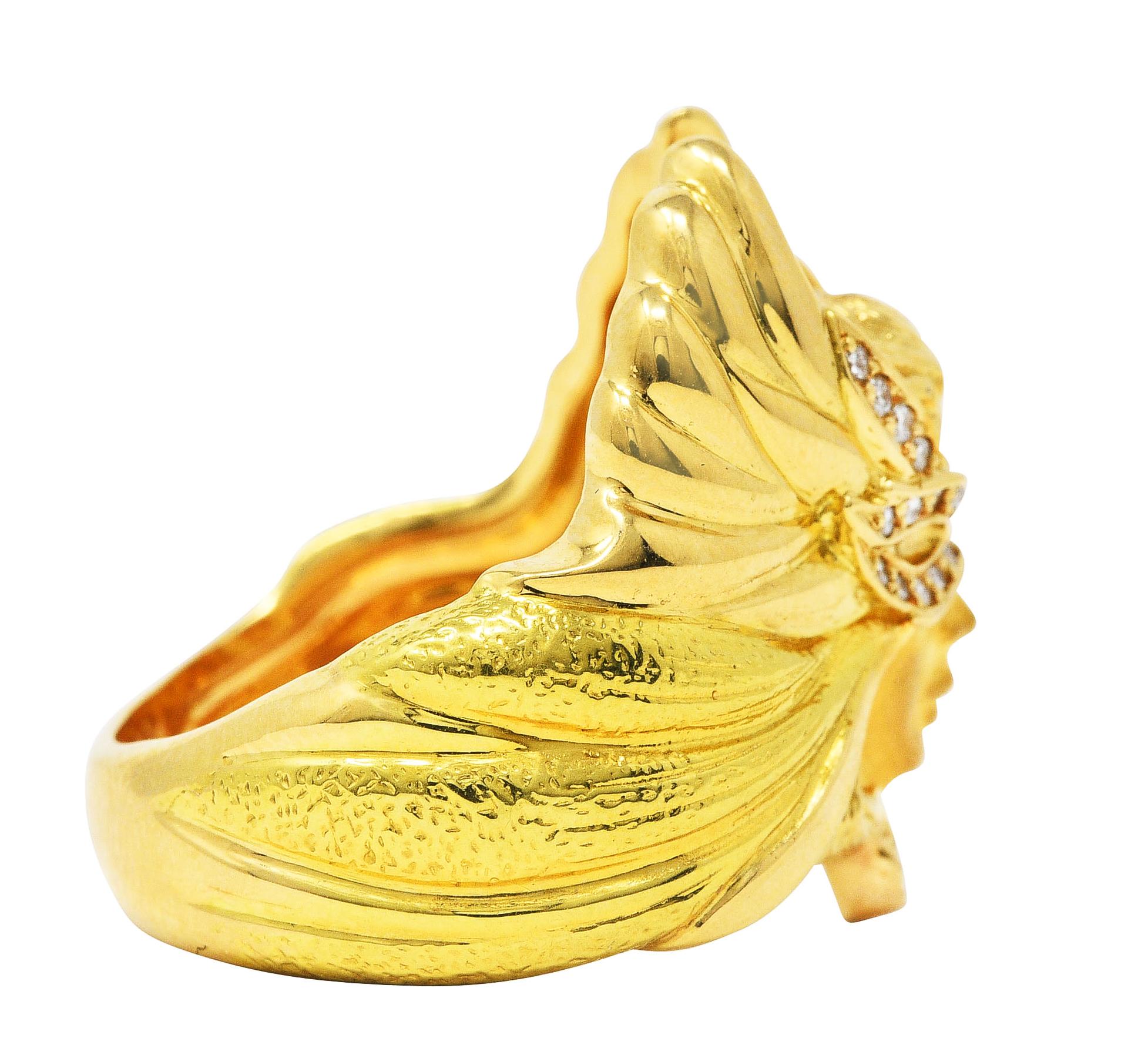 Contemporary Carrera y Carrera Diamond 18 Karat Two-Tone Gold Mask of An Angel Ring