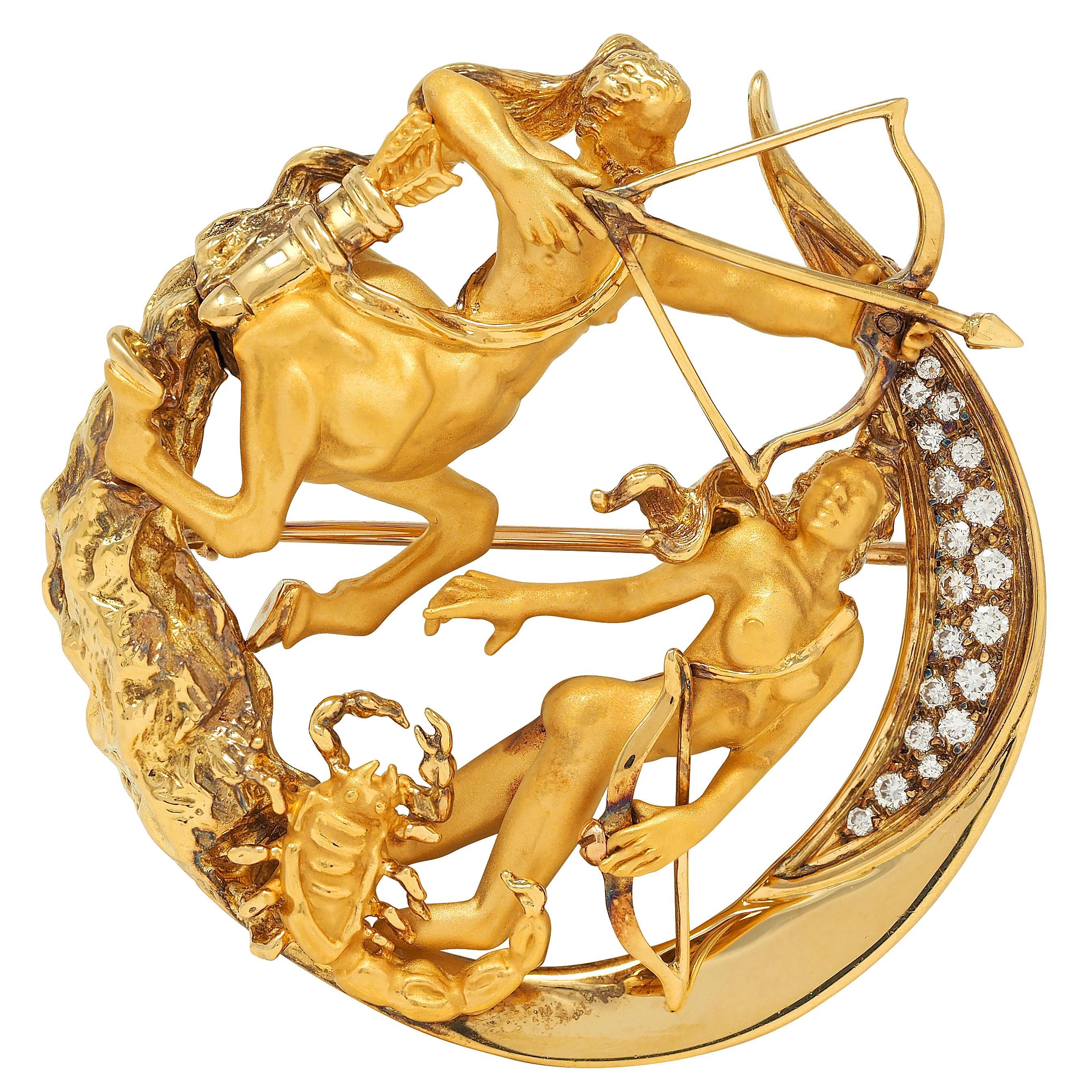 Carrera y Carrera Diamond 18 Karat Yellow Gold Sagittarius Necklace Brooch In Excellent Condition For Sale In Philadelphia, PA