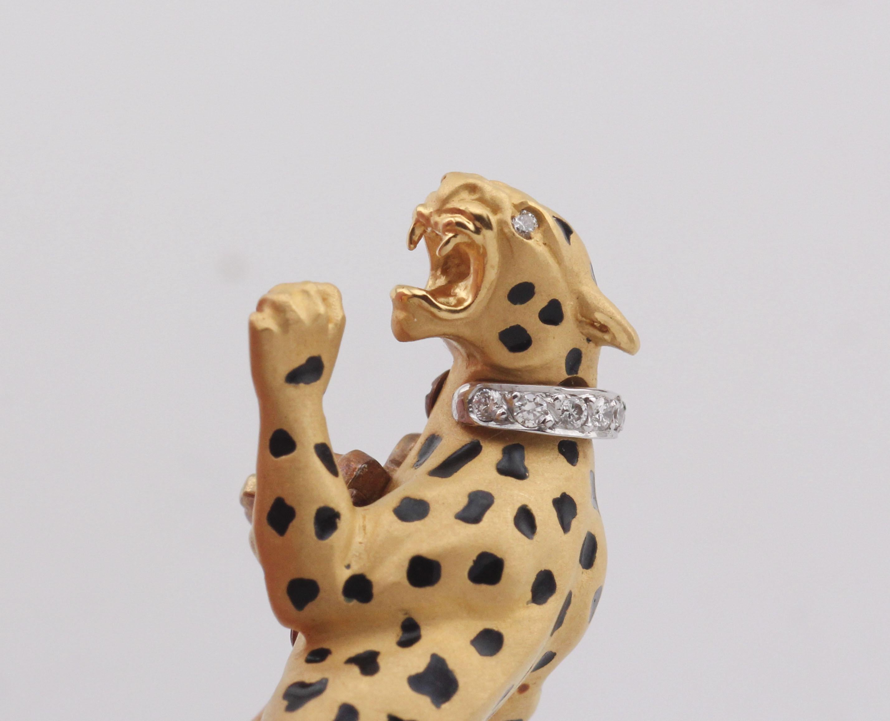 Carrera y Carrera Diamante Oro 18k Smalto Collana Pantera Combinazione Spilla in vendita 6