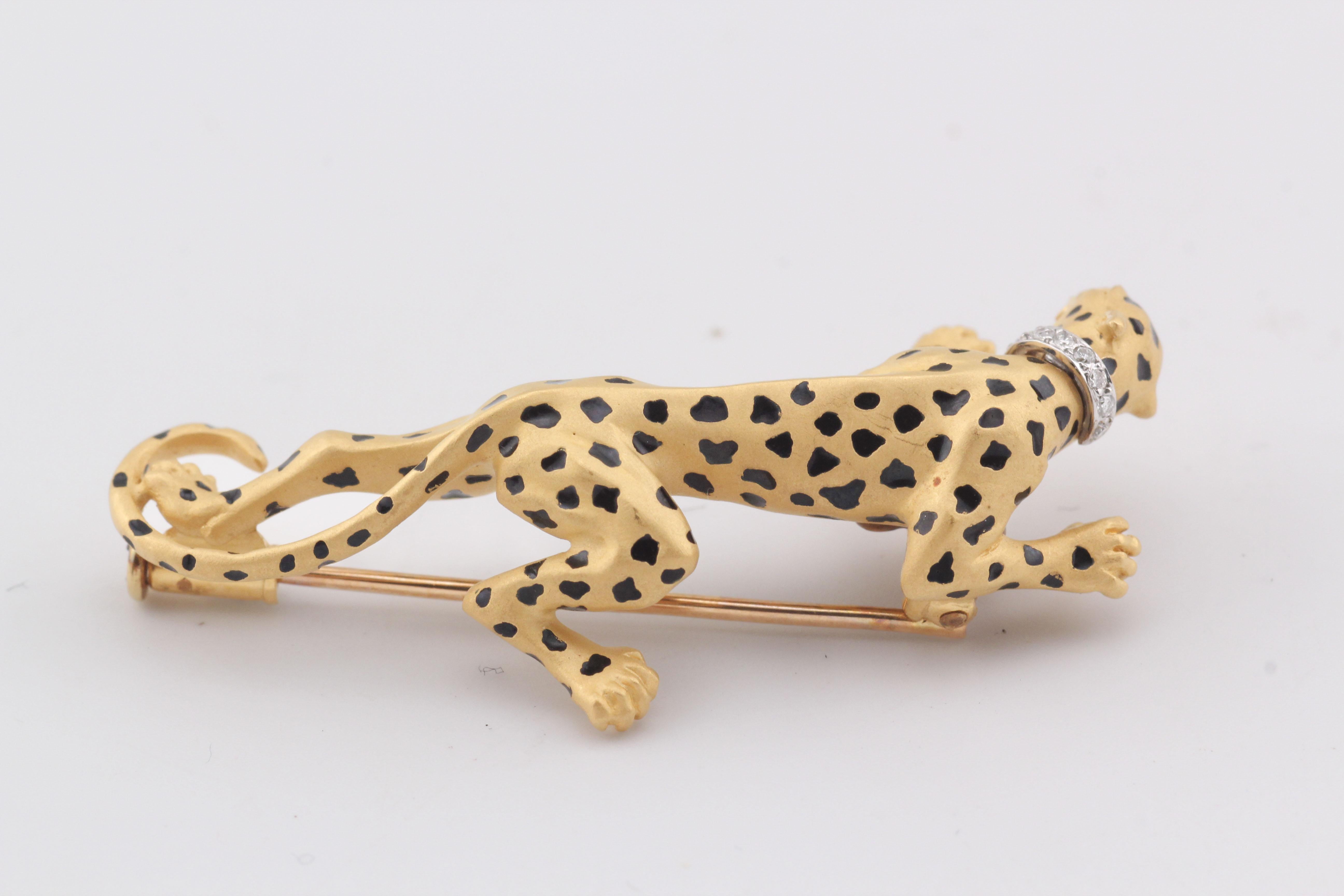 Carrera y Carrera Diamante Oro 18k Smalto Collana Pantera Combinazione Spilla in vendita 1