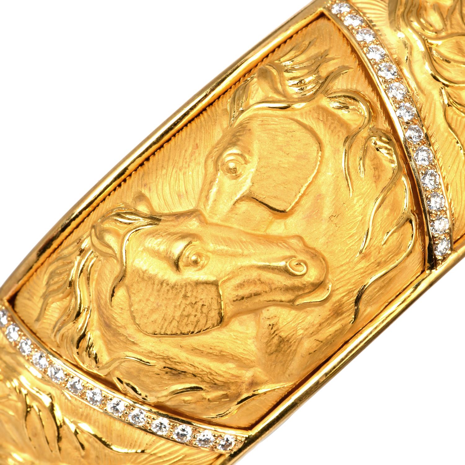 From Late 20th Century Exquisite Carrera Y Carrera Bracelet.

It is finely crafted in 18K Yellow Gold in Spain with a matte satin finish.

From the 