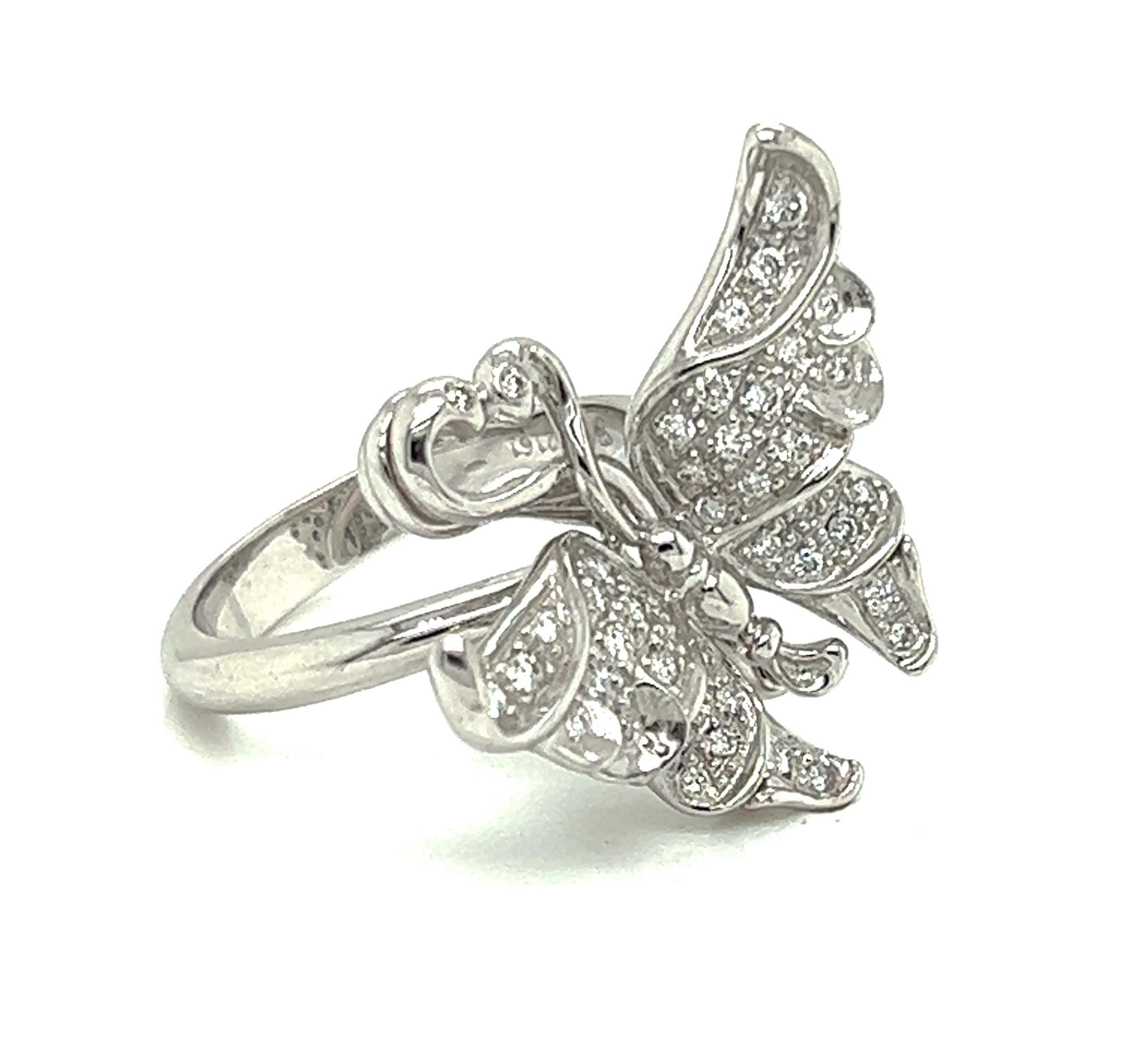 Carrera y Carrera Diamant 18k Weißgold Ausgefallener Schmetterlingsring - Größe 6,5 (Brillantschliff) im Angebot