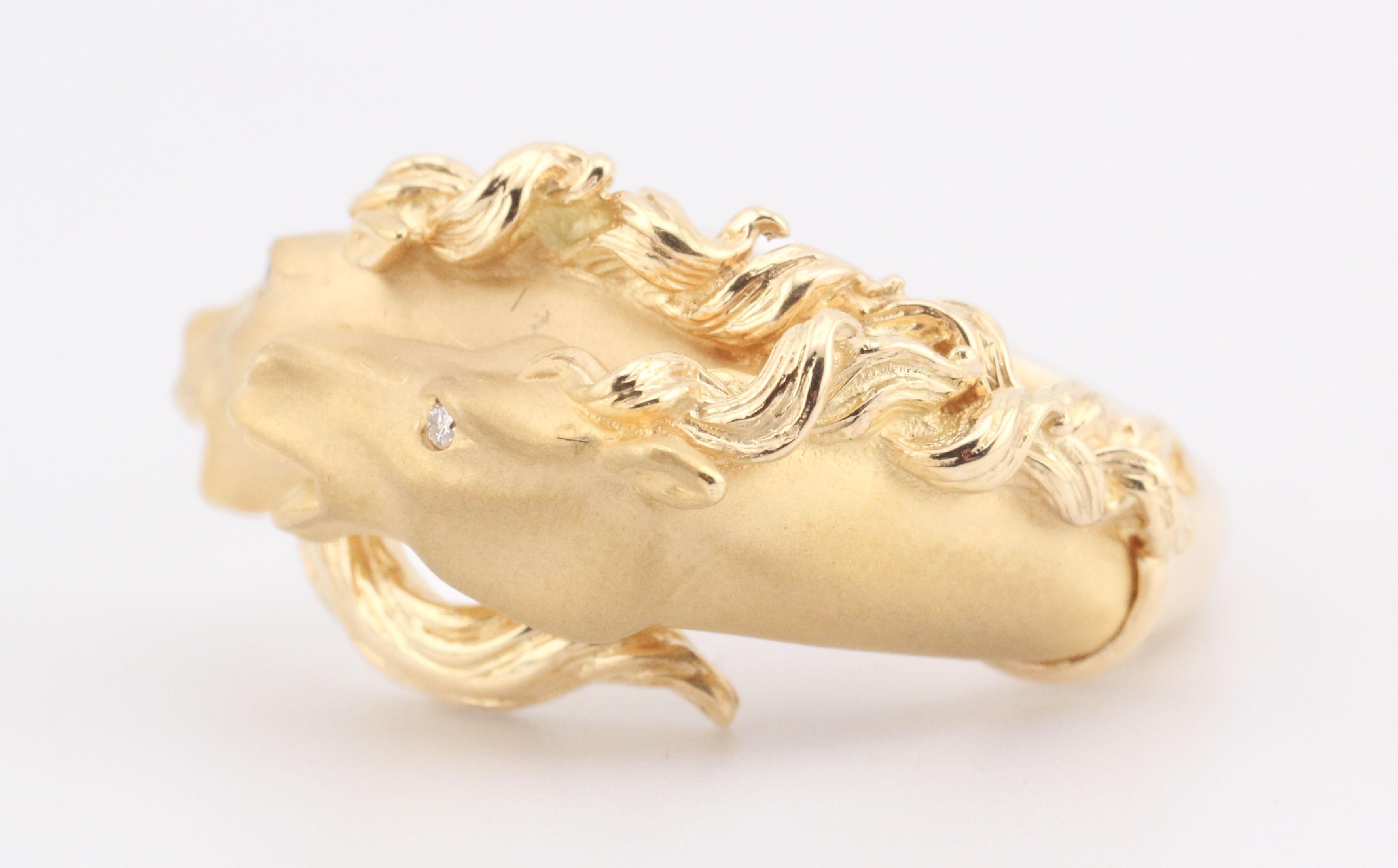 Carrera y Carrera Diamant Bague cheval en or jaune 18K Taille 6 Excellent état - En vente à Simpsonville, SC