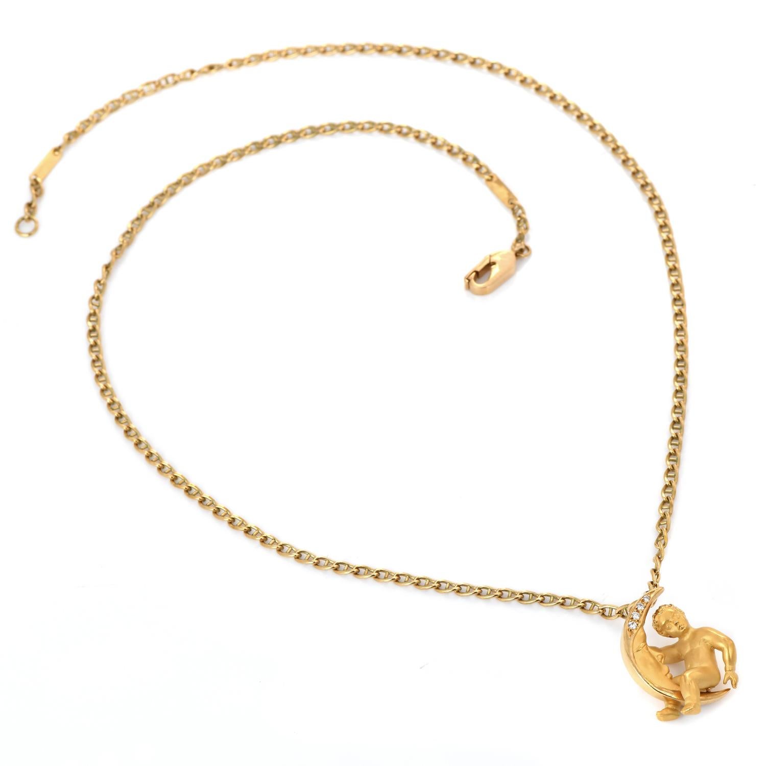 Round Cut Carrera Y Carrera Diamond 18k yellow Gold Moon Child Pendant Chain Necklace For Sale