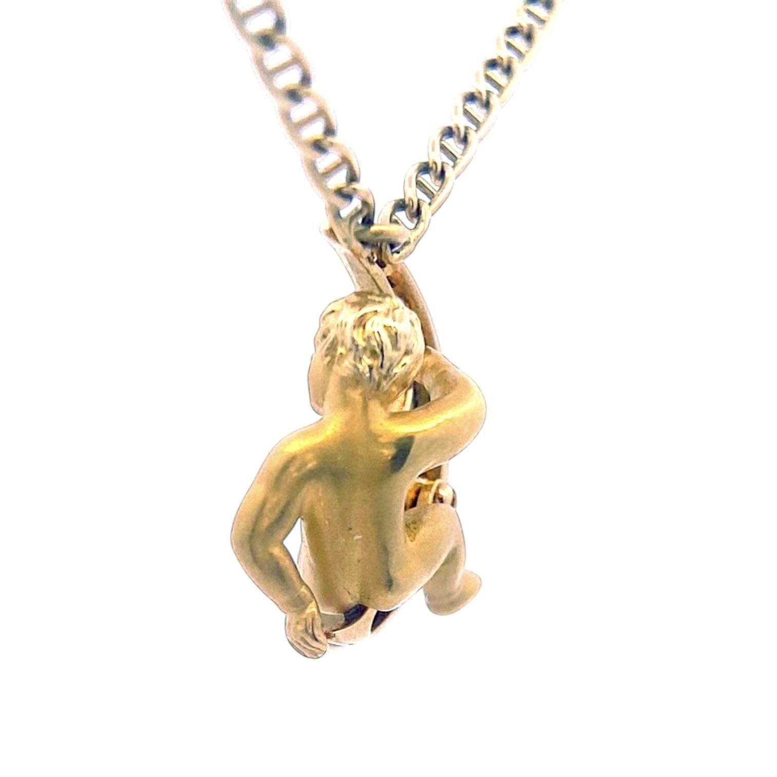 Collier à chaîne avec pendentif Child Child en or jaune 18 carats Carrera y Carrera Diamond Bon état - En vente à Henderson, NV