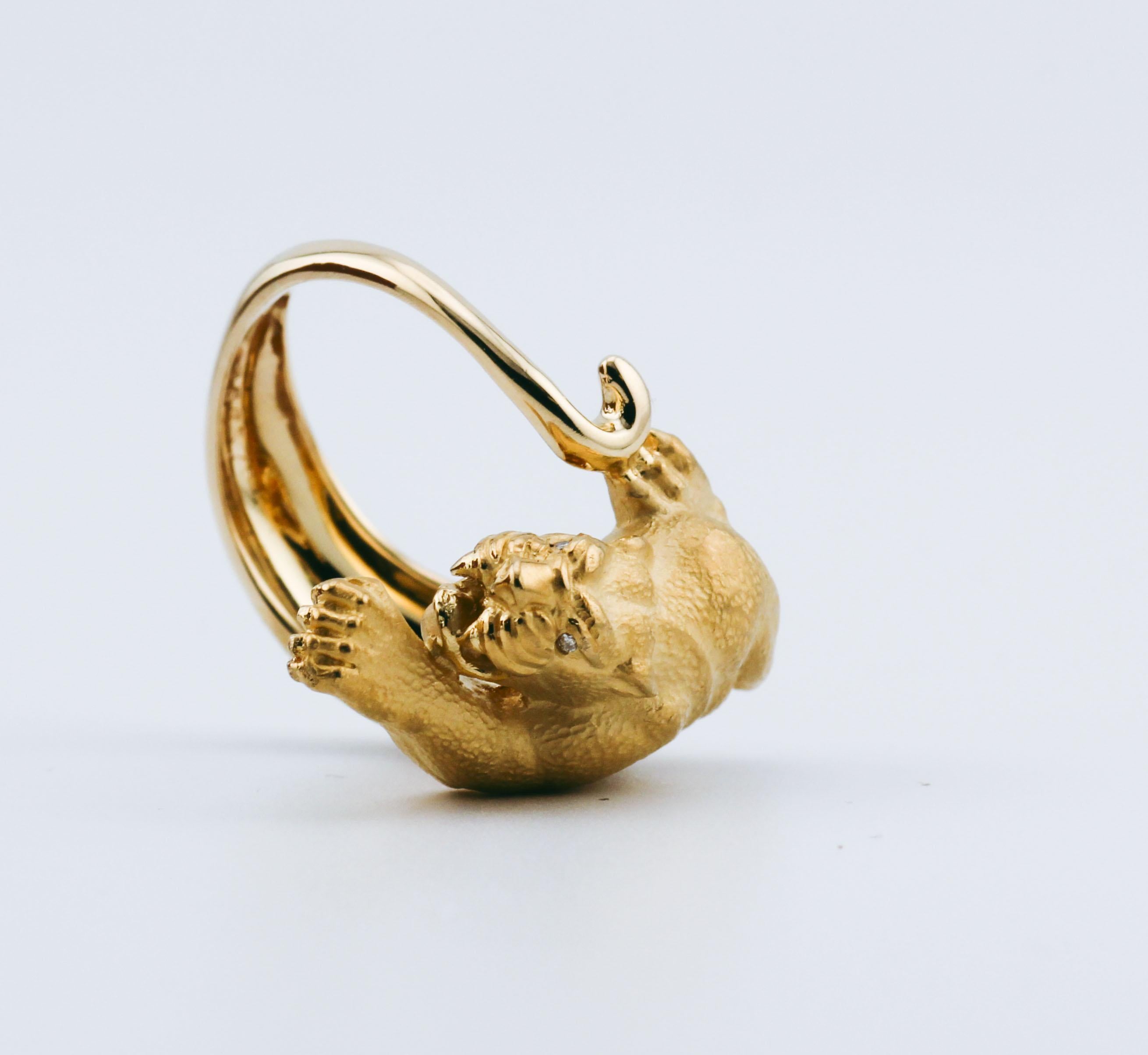 Round Cut Carrera Y Carrera Diamond 18K Yellow Gold Panther Ring Size 6 For Sale