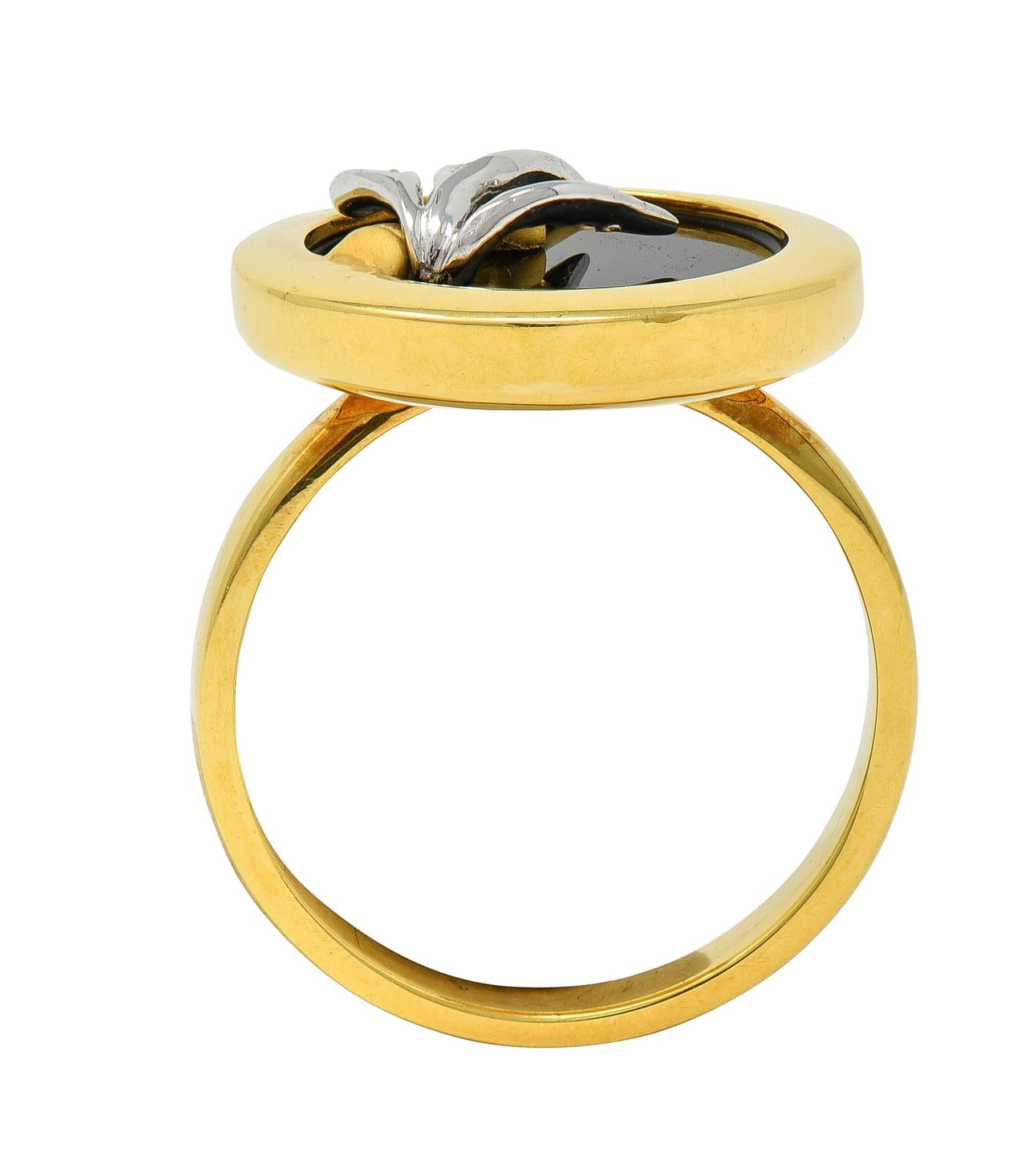 Carrera y Carrera Diamond Onyx 18 Karat Gold Baile de Bambú Signet Bamboo Ring (Rundschliff) im Angebot