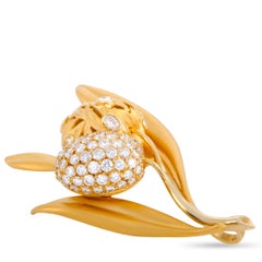 Carrera y Carrera Diamond Pave Yellow Gold Olive Pendant