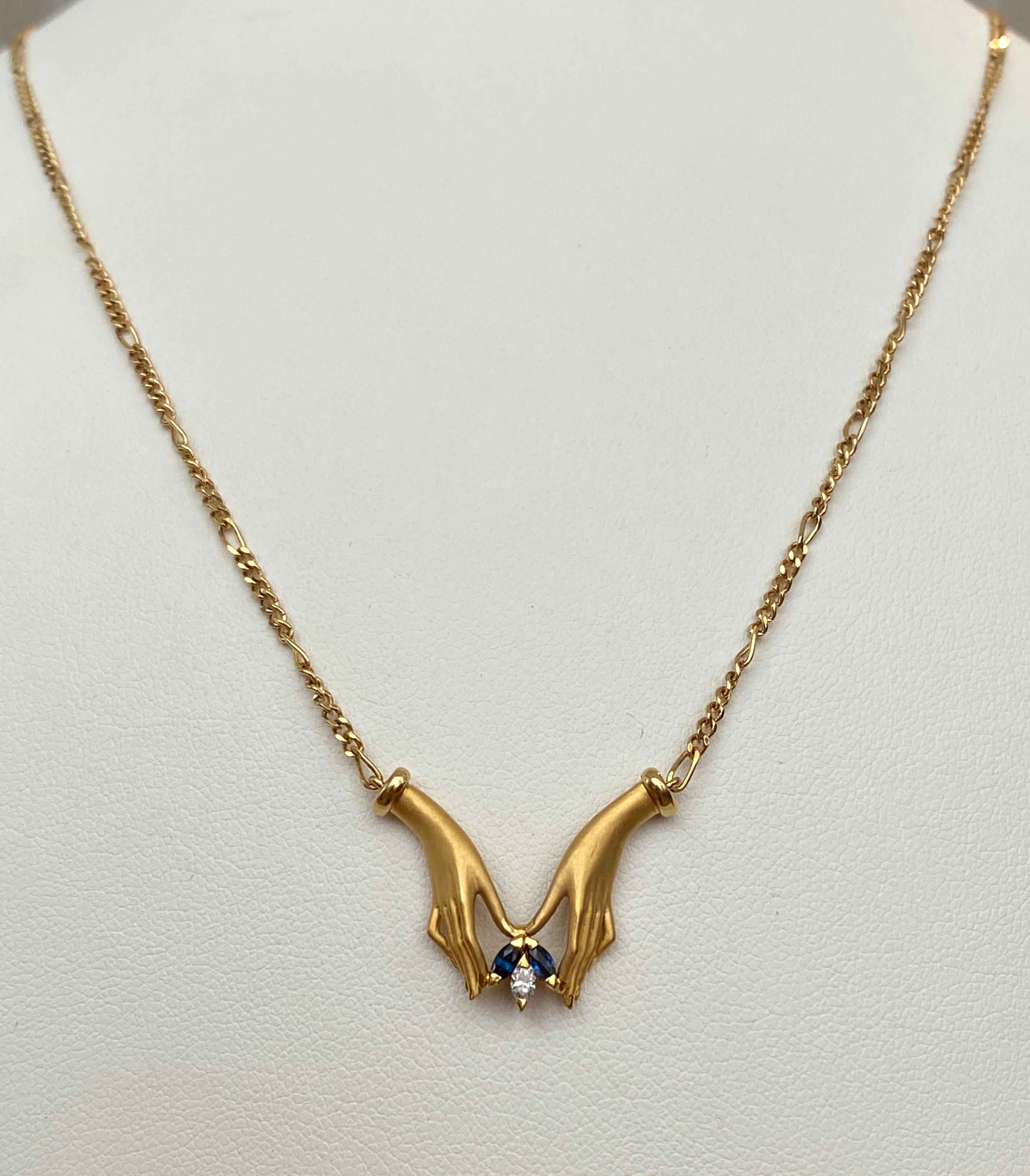 Carrera y Carrera Diamant-Anhänger Saphir-Halskette Handmotiv K18 Gelbgold (Zeitgenössisch)