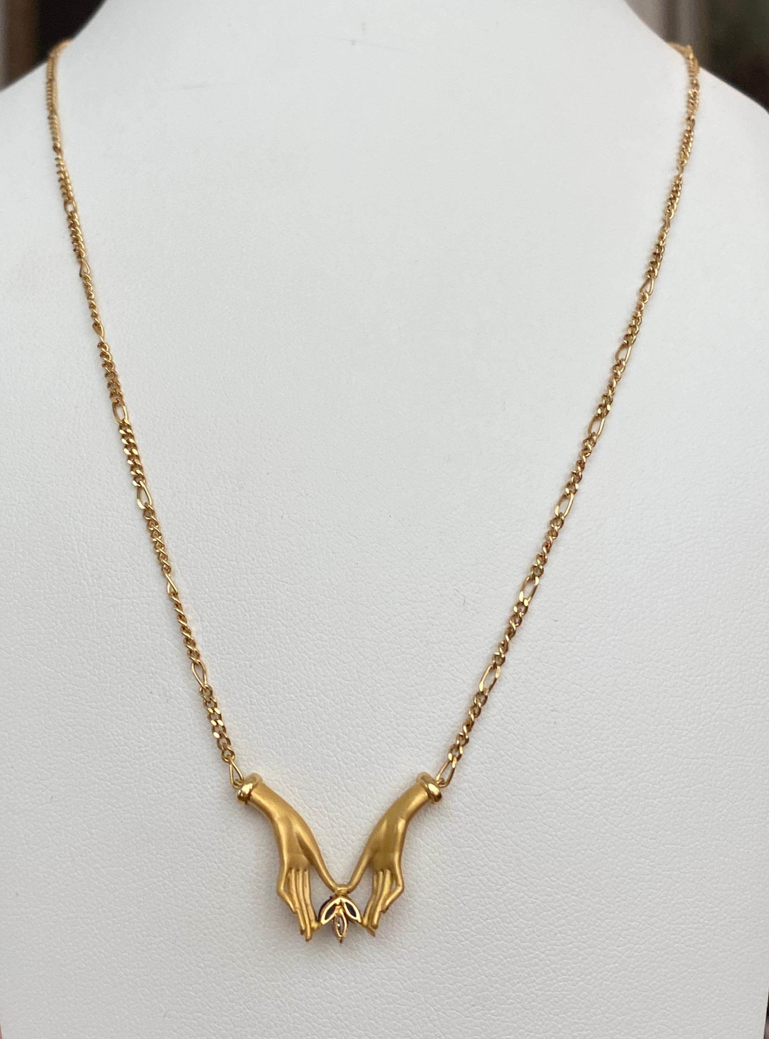 Carrera y Carrera Diamant-Anhänger Saphir-Halskette Handmotiv K18 Gelbgold im Zustand „Gut“ in AMSTERDAM, NL