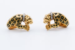 Orecchini Pantera in oro giallo 18 carati con diamanti e rubini di Carrera y Carrera