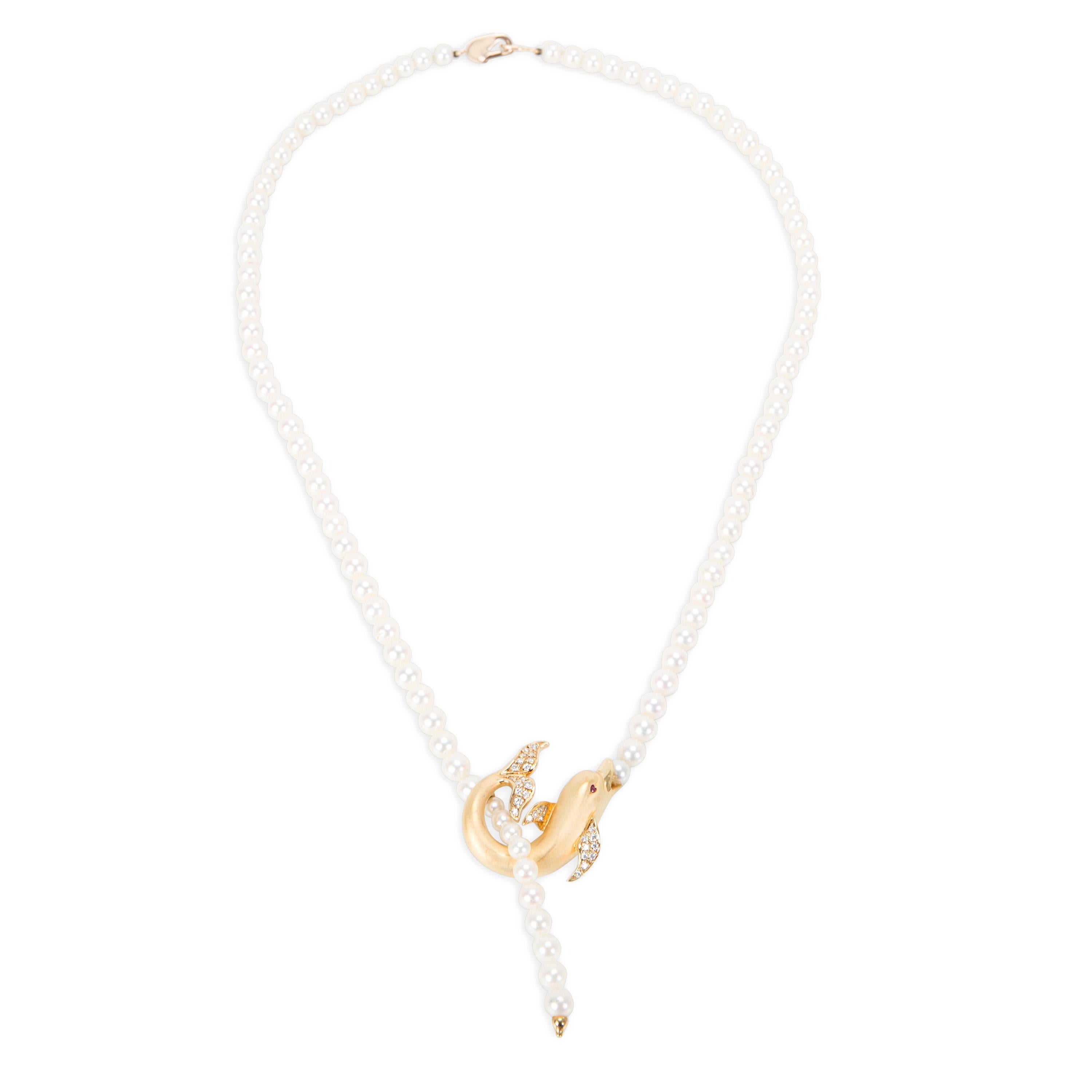 
Carrera y Carrera Diamond Textured Dolphin Necklace in 18K Yellow Gold 0.15 CTW

PRIMARY DETAILS
SKU: 097957
Listing Title: Carrera y Carrera Diamond Textured Dolphin Necklace in 18K Yellow Gold 0.15 CTW
Condition Description: Retails for 7500 USD.