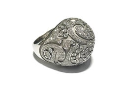 Carrera Y Carrera Dme Ring in 18 Karat with 1.83 Carat Diamonds Made in Spain