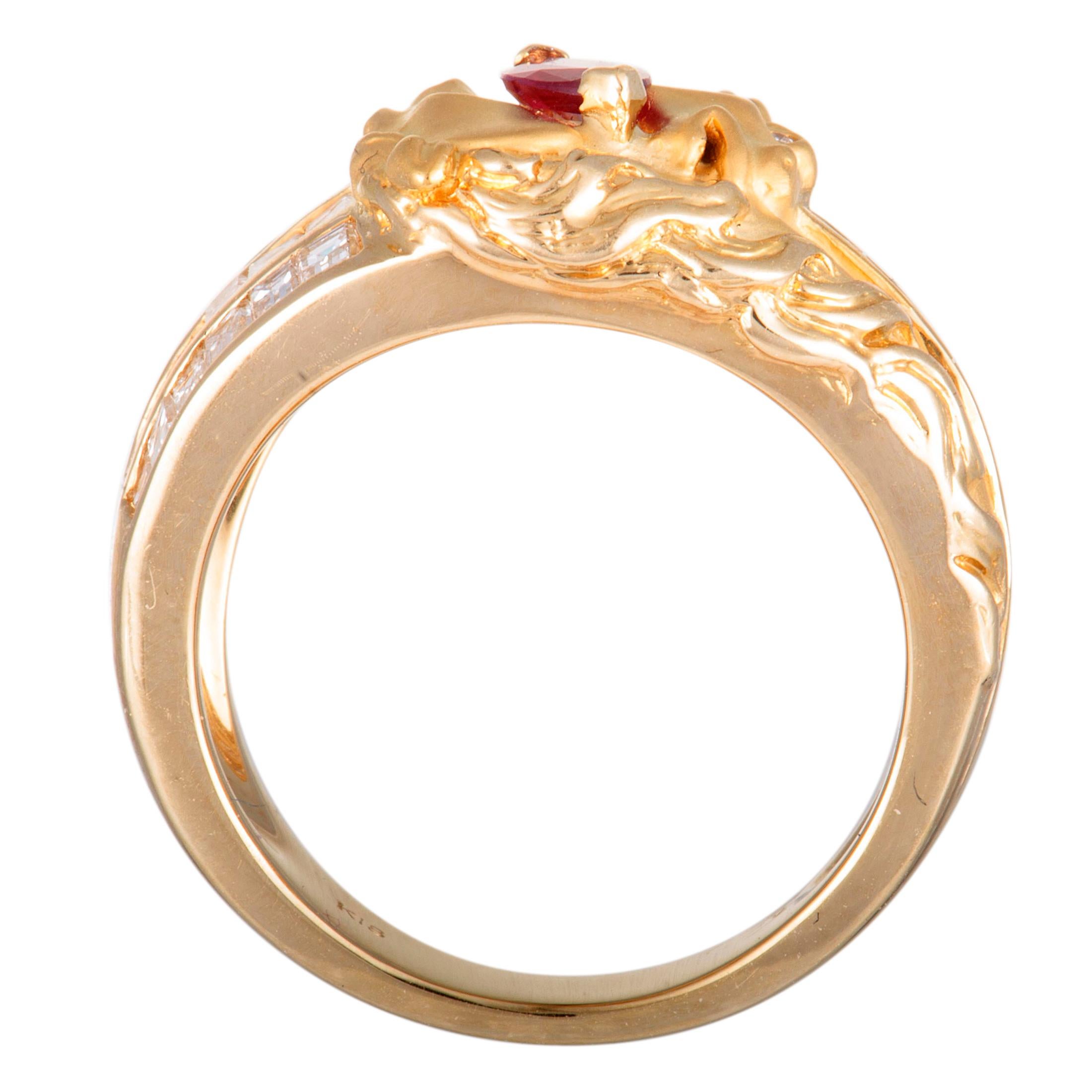 Boasting the ever-attractive horse motif, this stunning Carrera y Carrera ring will accentuate your look in a most fashionable manner. Wonderfully made of 18K yellow gold, the ring is embellished with 1.00 carat of resplendent diamonds and with an