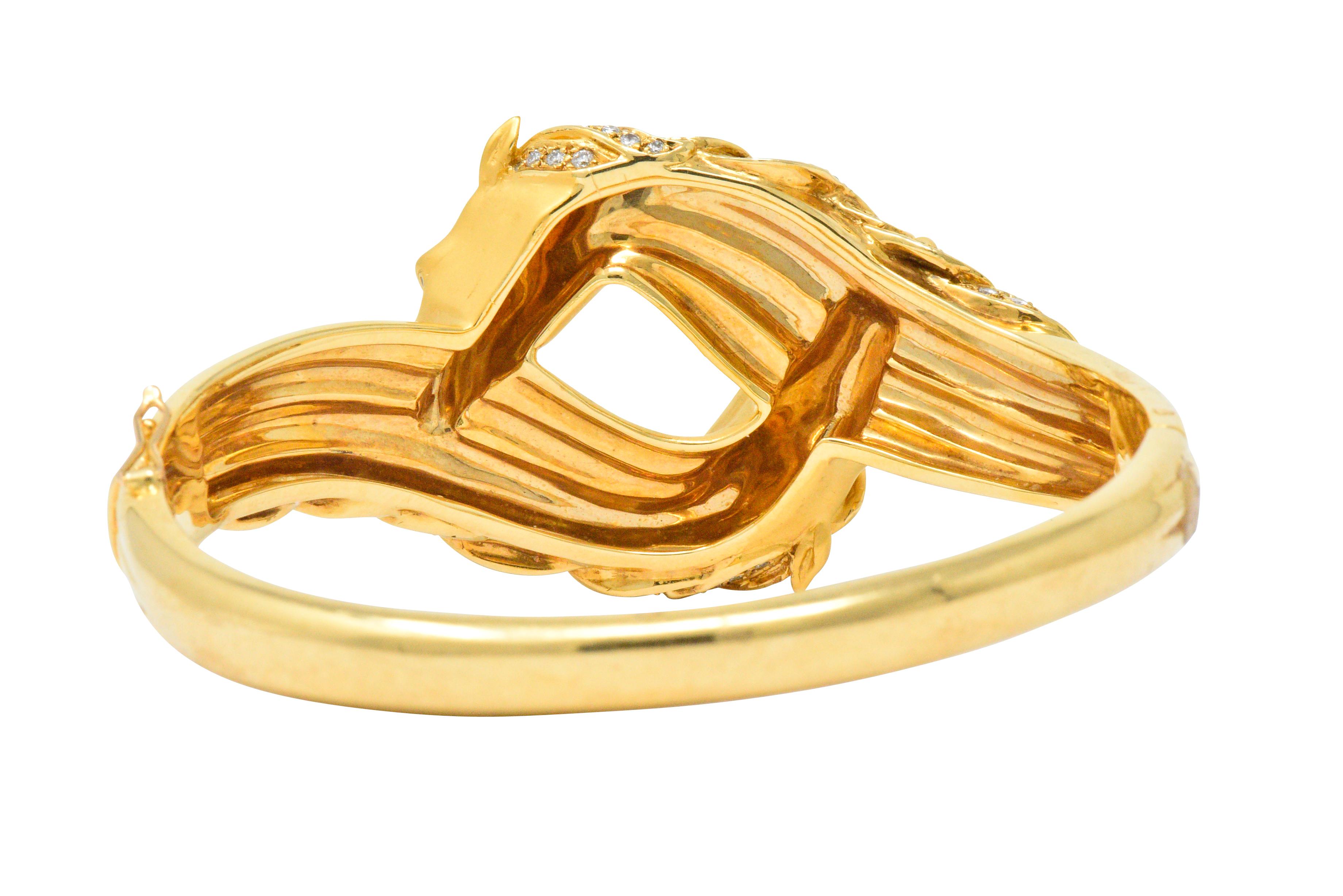 Carrera Y Carrera Ecuestre Diamond 18 Karat Horse Gold Bangle Bracelet In Excellent Condition In Philadelphia, PA