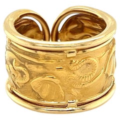 Carrera y Carrera Elephant 18k Yellow Gold Wide Cuff Ring w/Card - Size 6
