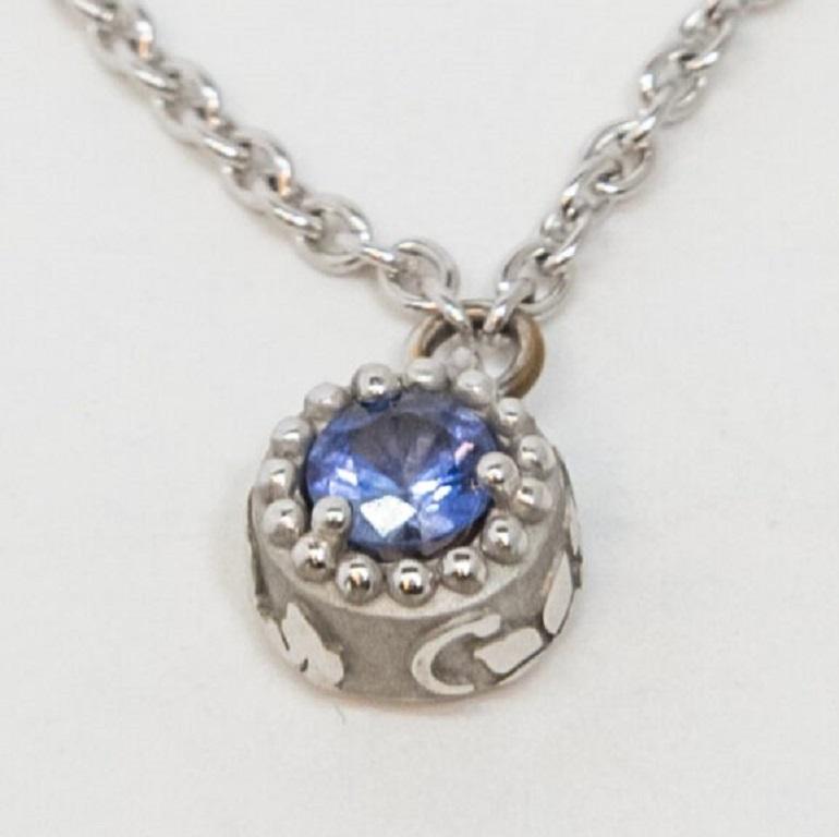 18K White Gold bracelet. 18K White Gold Rolo chain with lobster claw lock. This piece is decorated with Blue Sapphire (~0.21ct)

Length: 10 cm