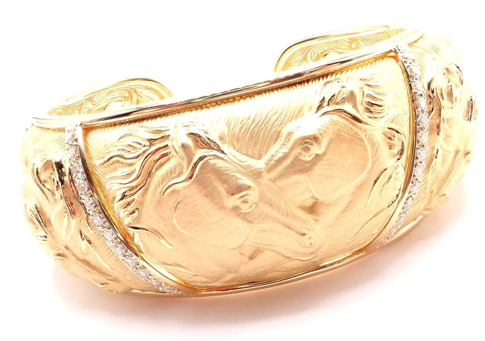 Brilliant Cut Carrera Y Carrera Equine Horse Diamond Yellow Gold Pendant & Bangle Bracelet Set