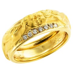 Carrera y Carrera Figural Embrace Diamond Yellow Gold Band