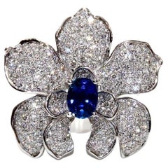Carrera Y Carrera Flower Ring  18K White Gold  Diamonds and Blue Sapphire