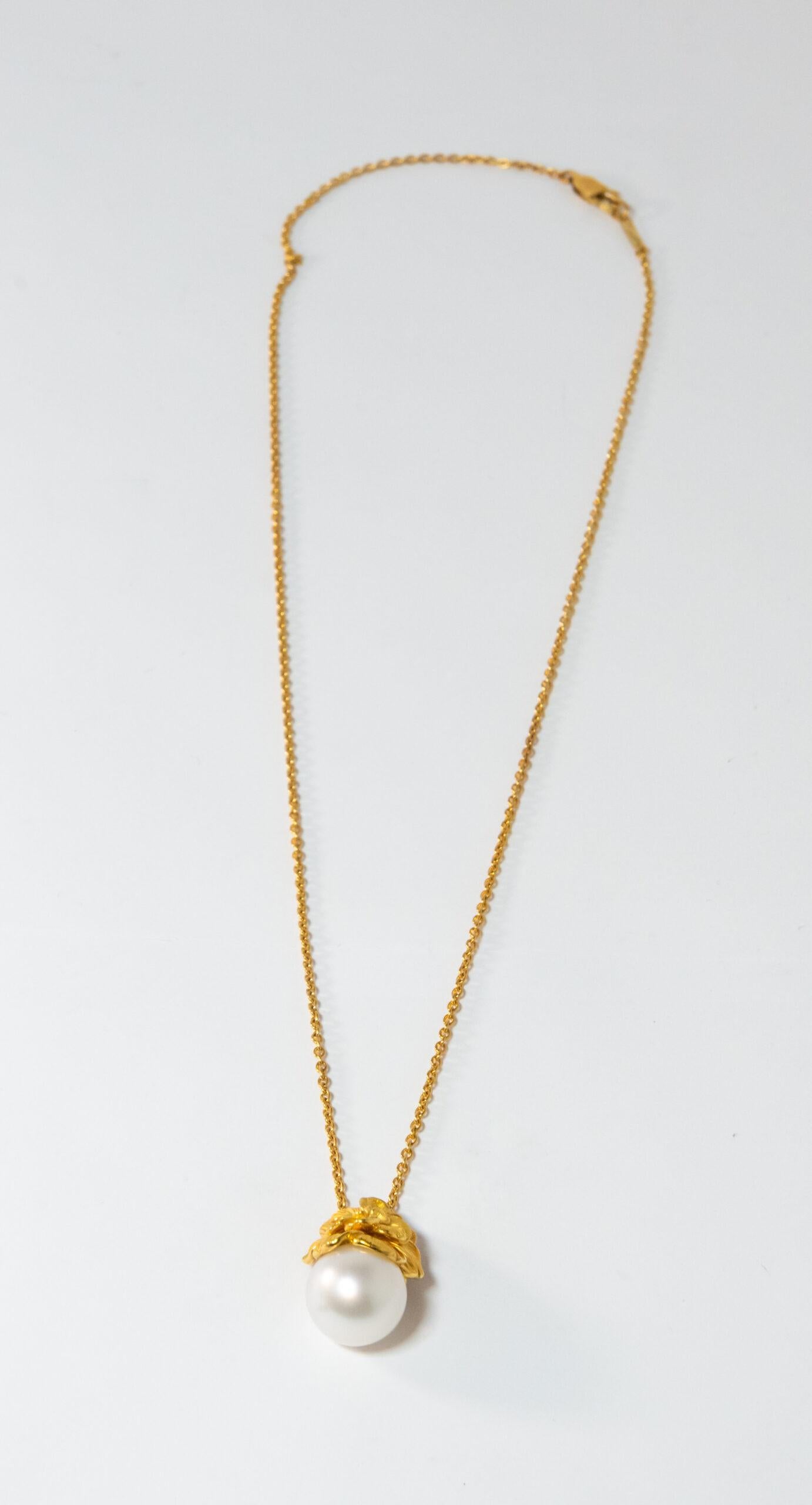 gardenia pearl necklace