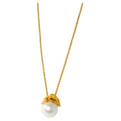 Carrera y Carrera Gardenia 18k Yellow Gold & Pearl Pendant, 10076407