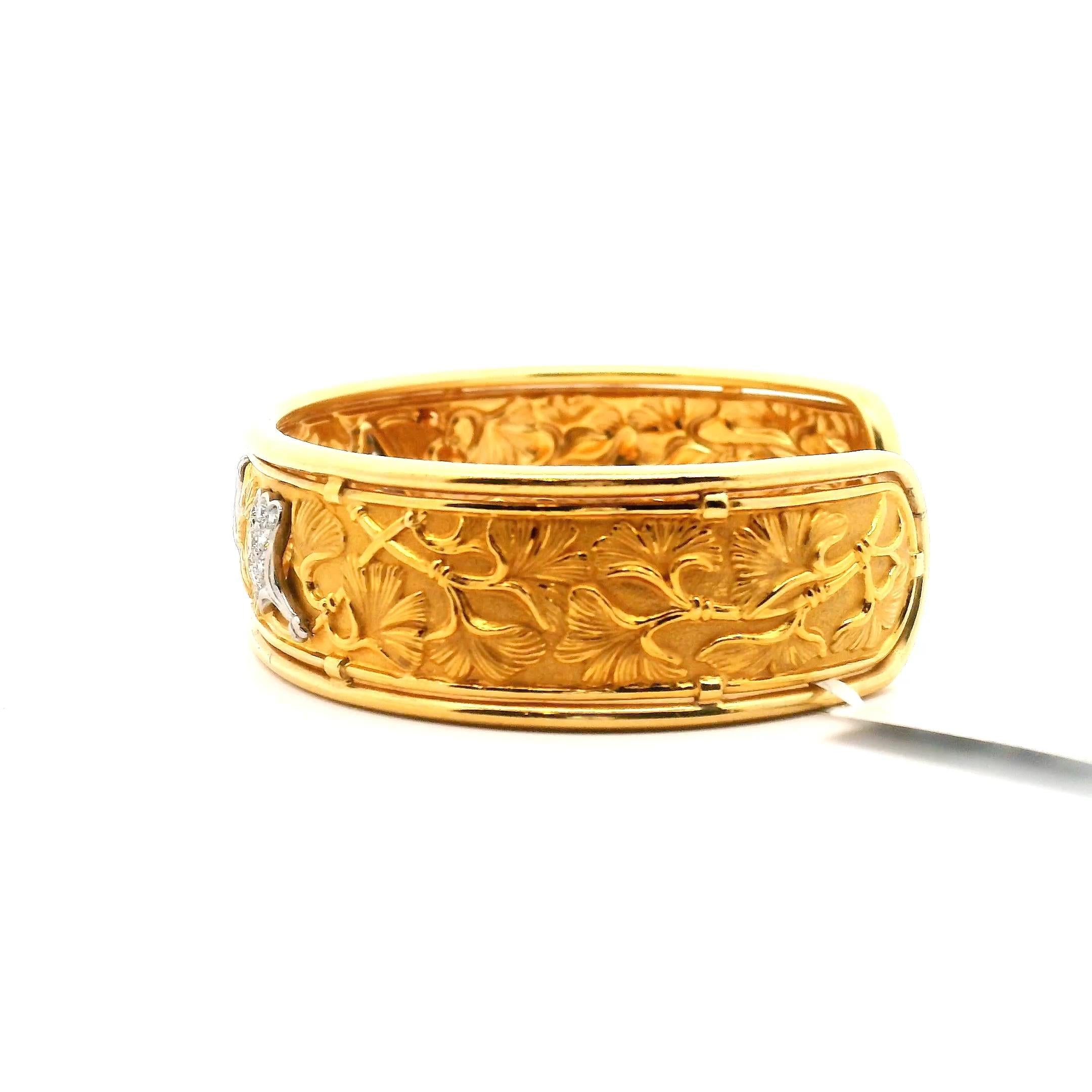 Donna Carrera Y Carrera Gingko Leaf Bracelet in vendita
