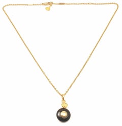 Carrera Y Carrera Ginkgo Black Onyx Yellow Gold Pendant Necklace